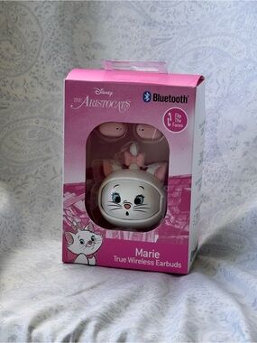 Disney Marie Bluetooth Earbuds with Pink Charging Case
